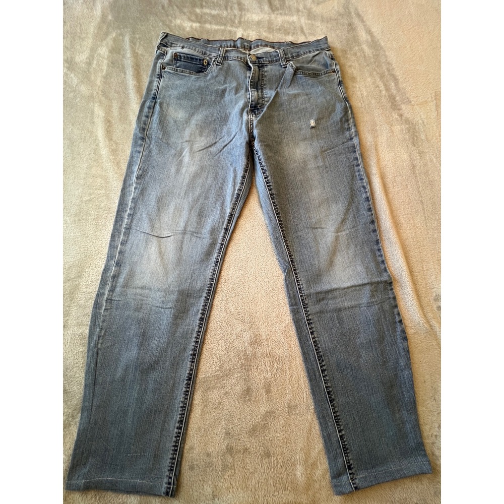 Levis 541 Athletic Taper‎ Jeans Mens 38x34 Light Wash Blue Denim Pants
Hemmed